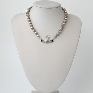 NWOT Vivienne Westwood Pearl Orb Necklace